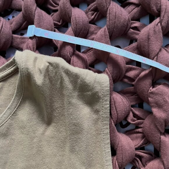 EUC Everlane Supima Form Tank - Tiger's Eye - Size XL - Picture 8 of 9